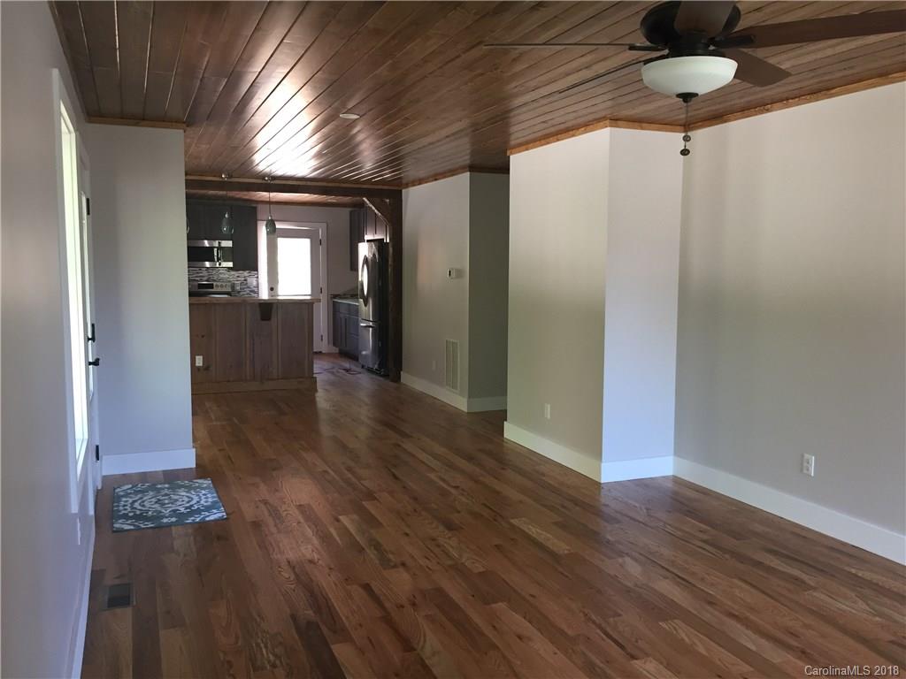 8 Elliott Road, Unit 8 Brevard, NC 28712 - Photo 5 of 29 Gallery Image 5