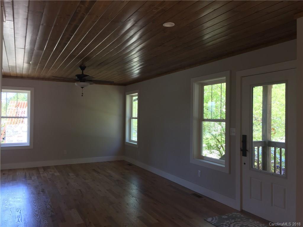 8 Elliott Road, Unit 8 Brevard, NC 28712 - Photo 6 of 29 Gallery Image 6