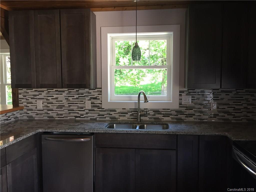 8 Elliott Road, Unit 8 Brevard, NC 28712 - Photo 10 of 29 Gallery Image 10
