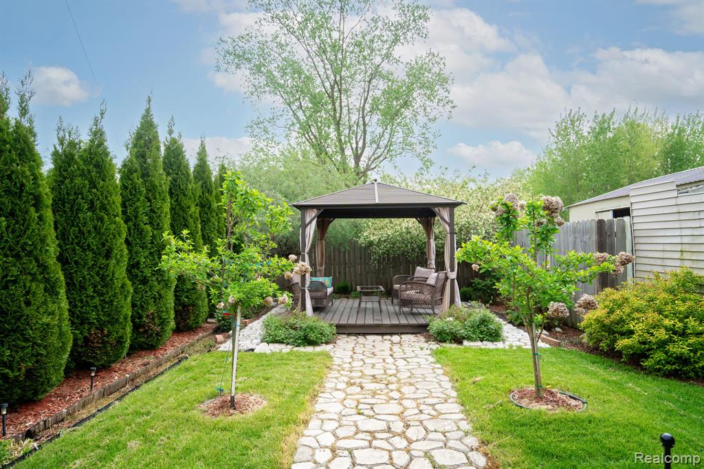 17285 Inkster Road Romulus, MI 48174 - Photo 45 of 57