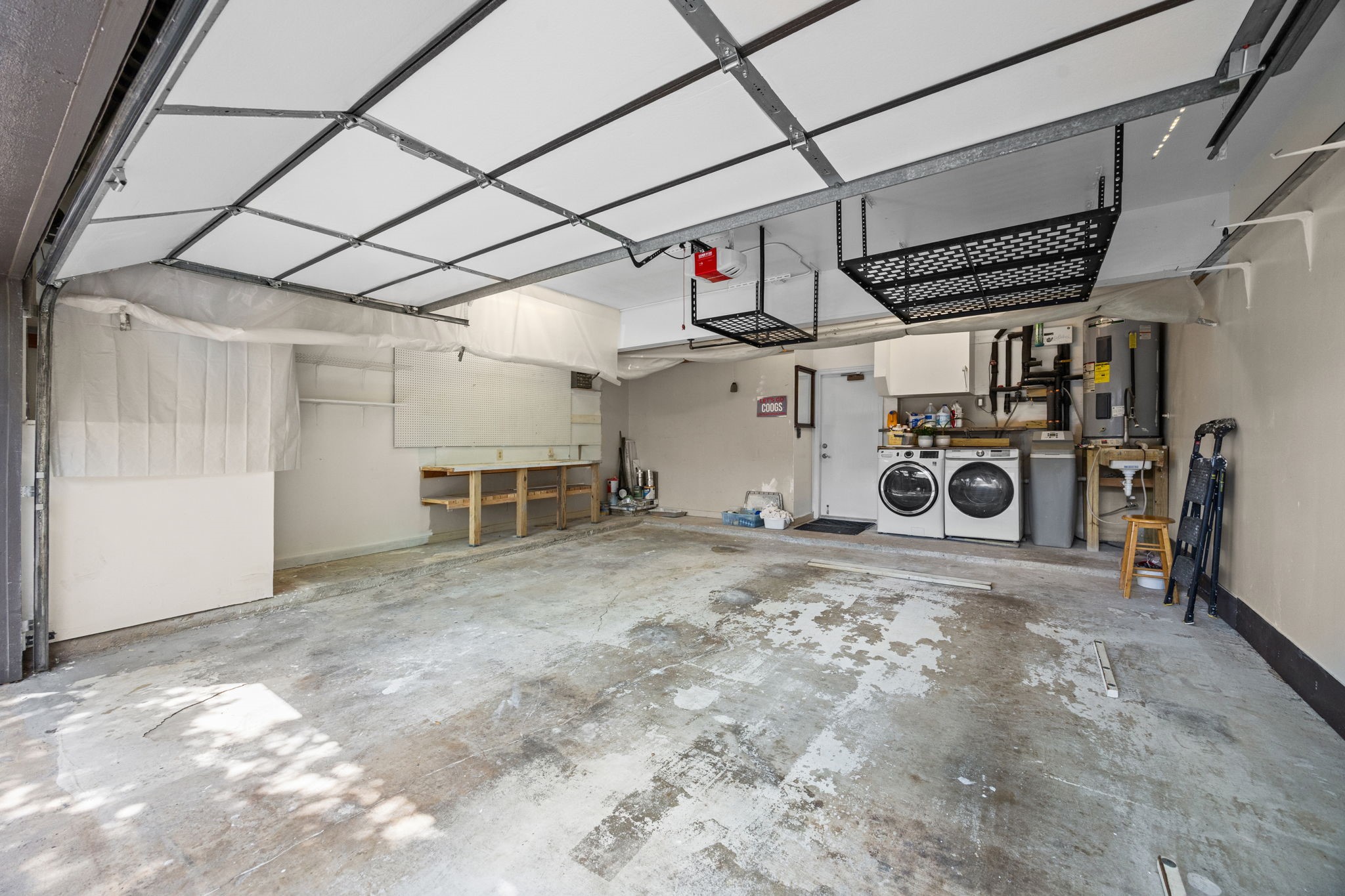 7447 Cambridge Street, Unit 117 Houston, TX 77054 - Photo 24 of 38 a view of a garage