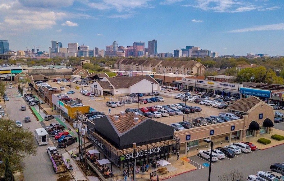 7447 Cambridge Street, Unit 117 Houston, TX 77054 - Photo 34 of 38 an aerial view of a city