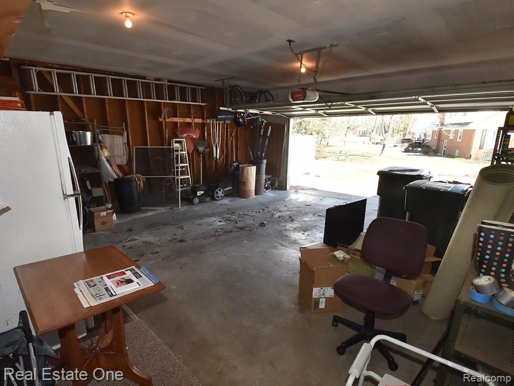 485 West Maryknoll Road Rochester, MI 48309 - Photo 18 of 22 DSC_4447.jpg