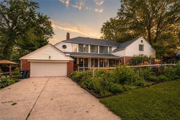 $399,000 | 326 Dorchester Road, Akron, OH 44313