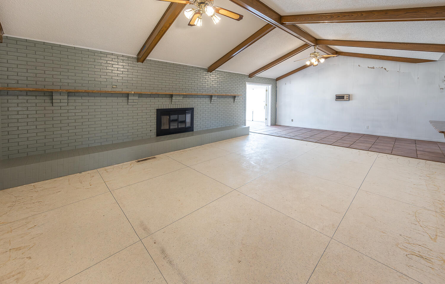 5206 70th Street Lubbock, TX 79424 - Photo 2 of 38 2L9A2365