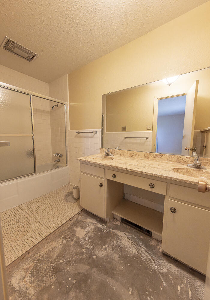 5206 70th Street Lubbock, TX 79424 - Photo 23 of 38 2L9A2507