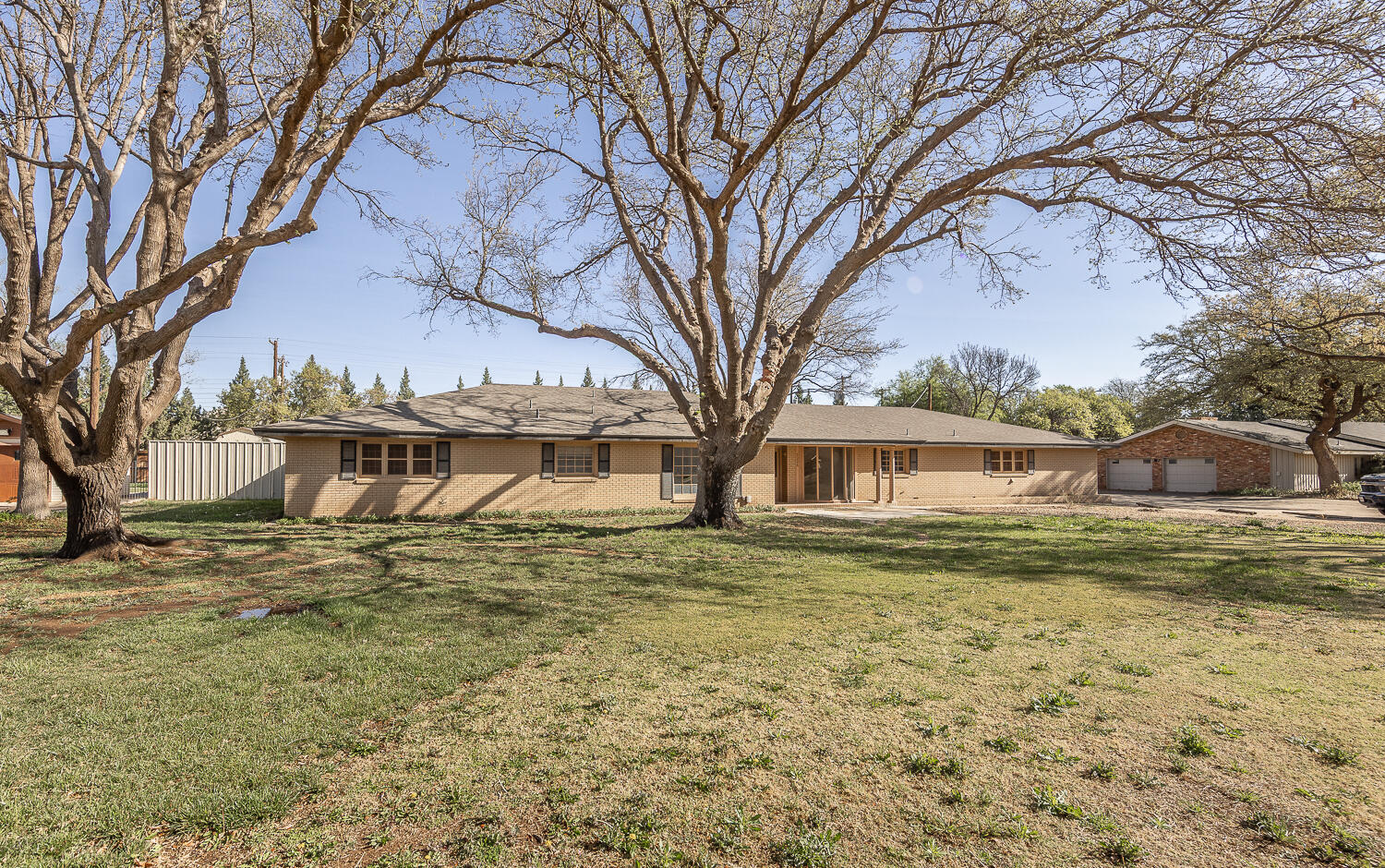 5206 70th Street Lubbock, TX 79424 - Photo 36 of 38 2L9A2606