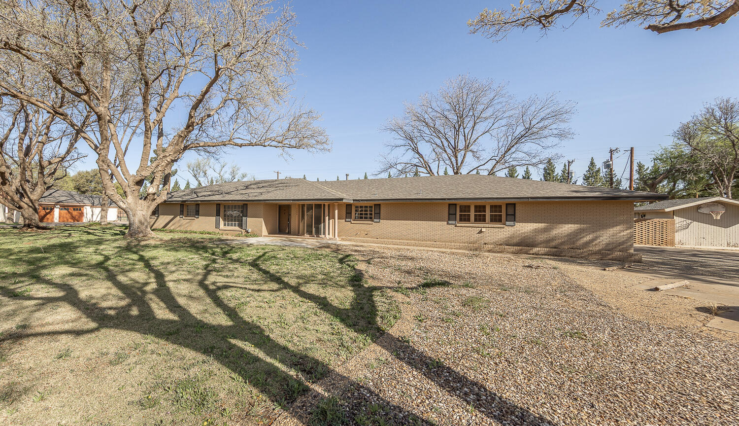 5206 70th Street Lubbock, TX 79424 - Photo 37 of 38 2L9A2616