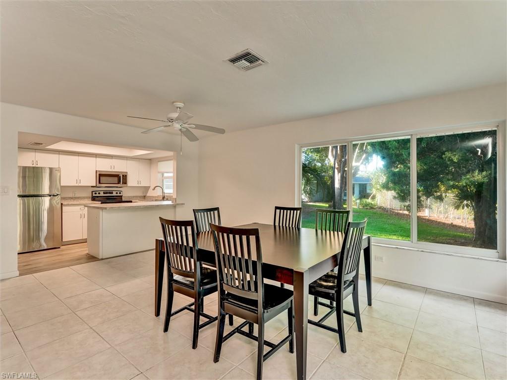 205 Georgetown Boulevard, Unit 23 Naples, FL 34112 - Photo 15 of 42