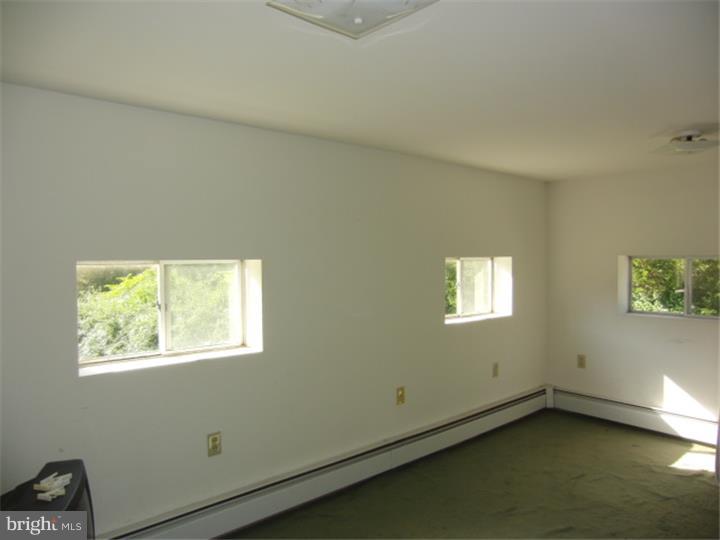 76 Log House Road Zionsville, PA 18092 - Photo 22 of 24 Gallery Image 22