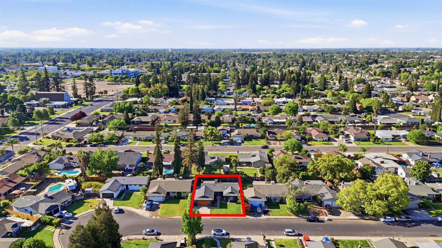 680 Sherri Way Turlock, CA 95382 - Photo 28 of 35 an aerial view of a city