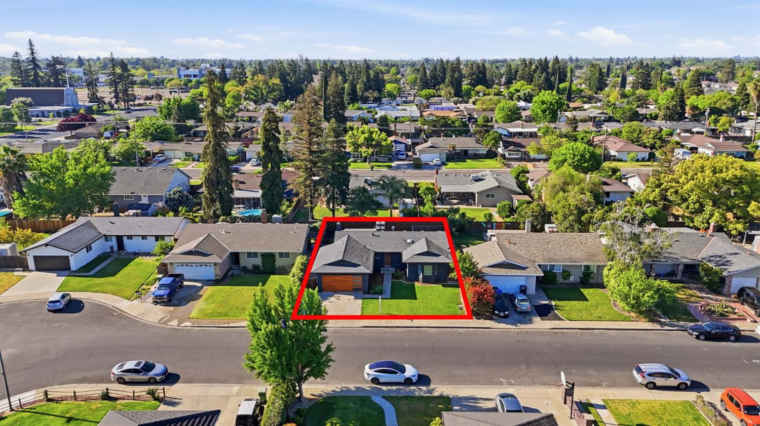 680 Sherri Way Turlock, CA 95382 - Photo 29 of 35 an aerial view of a city