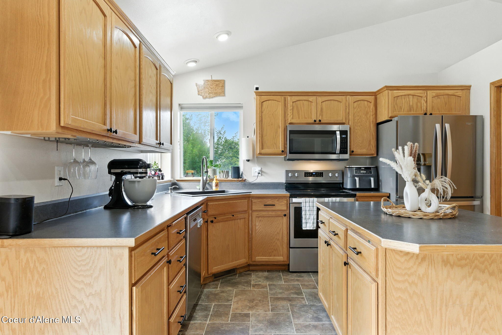 1124 South Moen Road Greenacres, WA 99016 - Photo 21 of 34 Kitchen