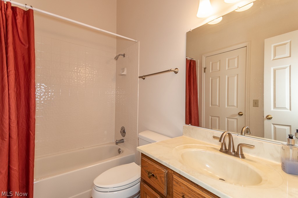 10284 Hoose Road, Unit 4 Mentor, OH 44060 - Photo 21 of 35 Gallery Image 21