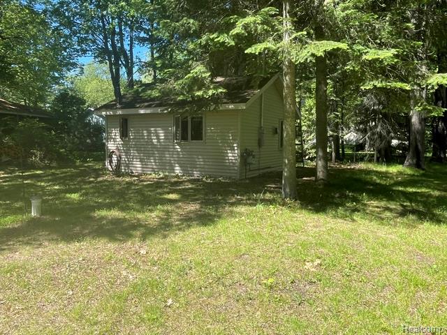 2007 North Markey Road Houghton Lake, MI 48629 - Photo 1 of 7