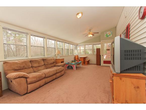 27 Richman Road Hudson, NH 03051 - Photo 10 of 23
