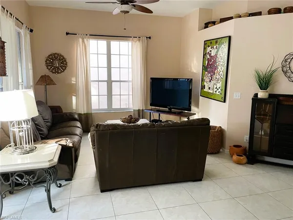$2,950 | 7710 Ahoy Avenue, Naples, FL 34109