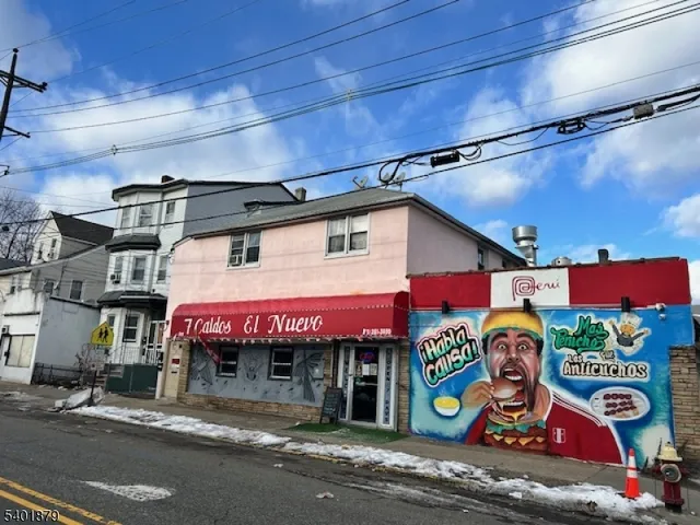 $4,500 | 89 3rd Avenue, Paterson, NJ 07514