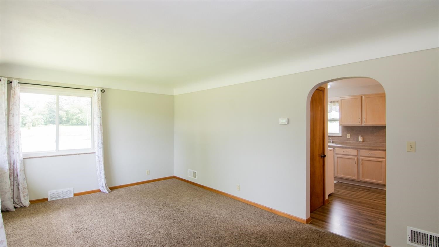 18101 West Austin Road Manchester, MI 48158 - Photo 4 of 31 Photo 4