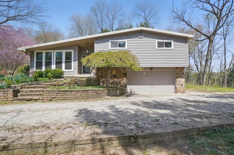 19 Dorrence Road Granville, OH 43023 - Photo 2 of 48 6_006