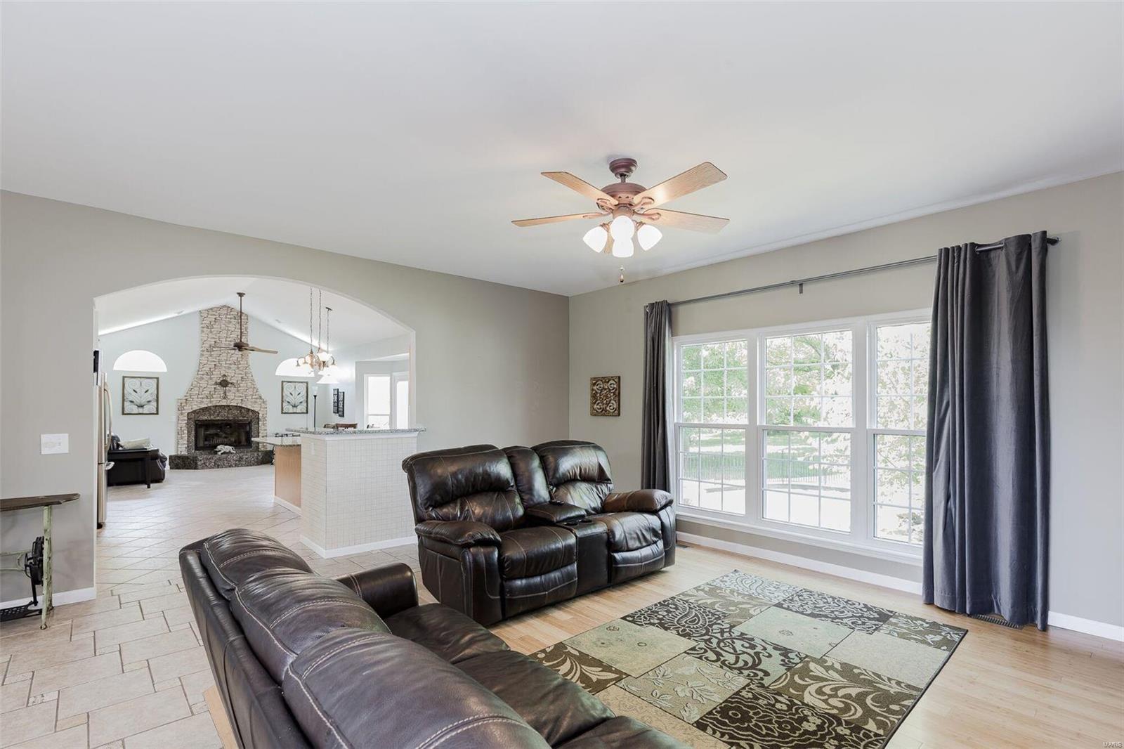 487 Pearl Ridge Court St. Charles, MO 63303 - Photo 12 of 35