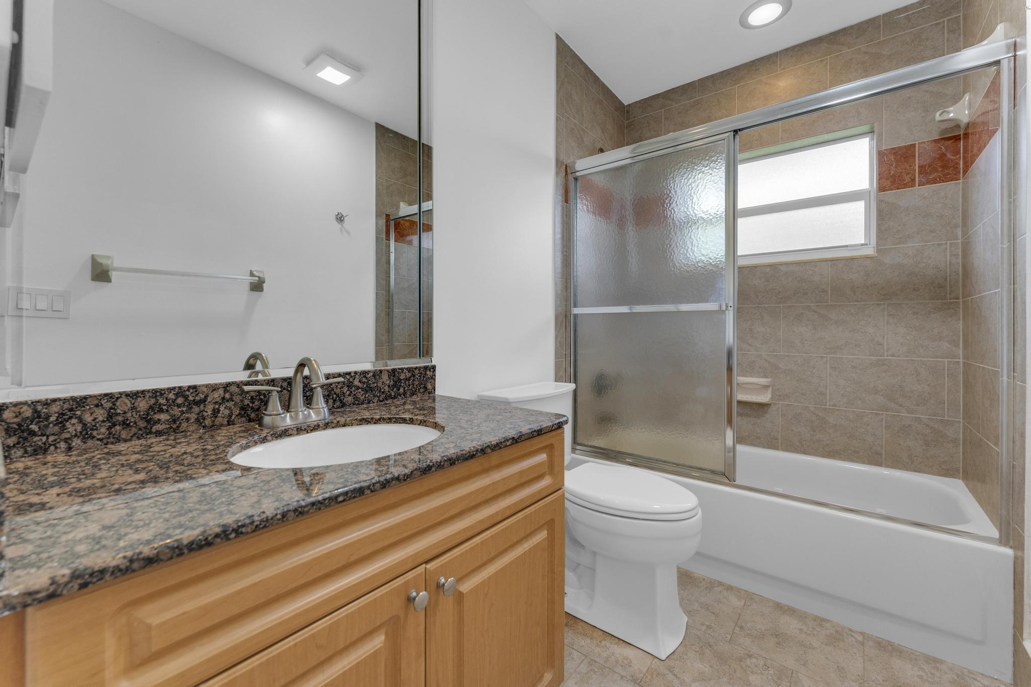 10084 Camelback Lane Boca Raton, FL 33498 - Photo 17 of 18 14