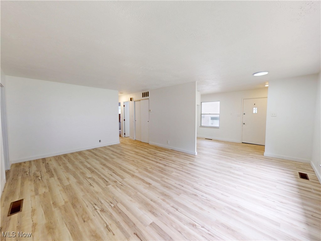 17721 Rookwood Road Cleveland, OH 44112 - Photo 2 of 21 Gallery Image 2