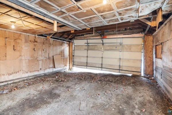 $49,900 | 616 Summit Street, Eveleth, MN 55734