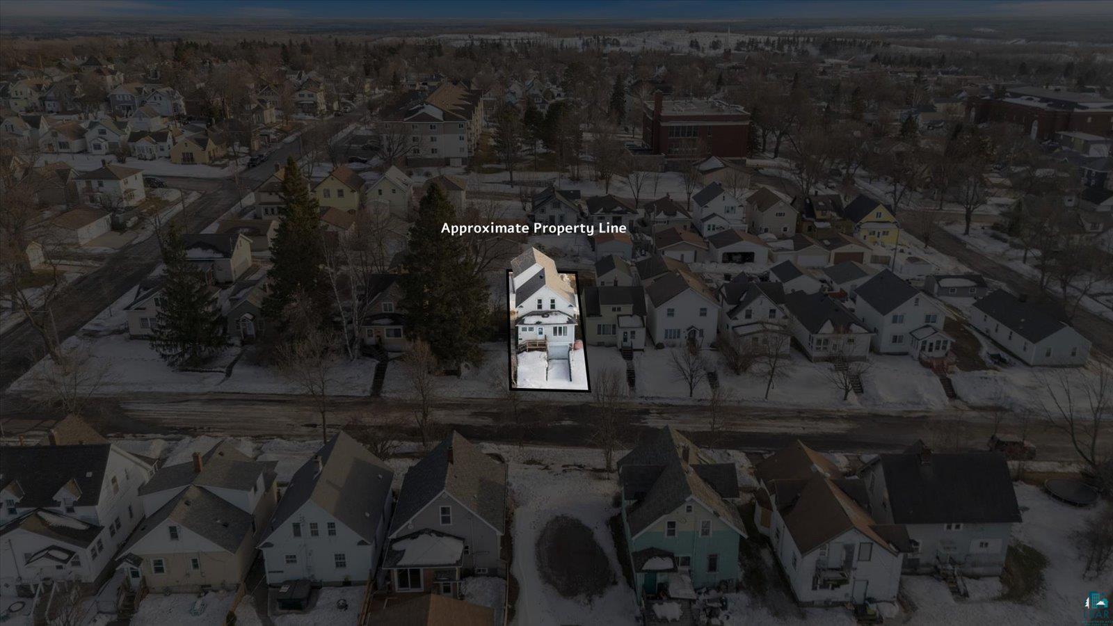 616 Summit Street Eveleth, MN 55734 - Photo 41 of 42 Aerial view of residential area with property boundaries highlighted