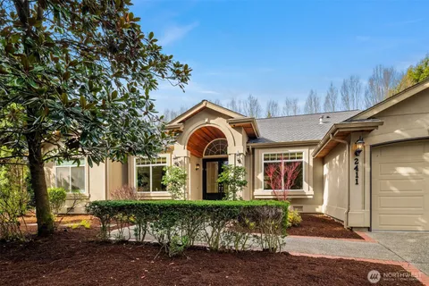 $3,493,000 | 2411 98th Avenue Northeast, Clyde Hill, WA 98004