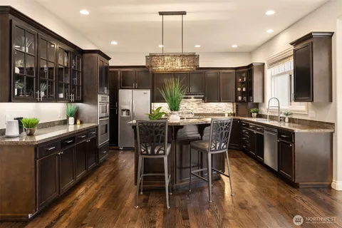 $3,493,000 | 2411 98th Avenue Northeast, Clyde Hill, WA 98004