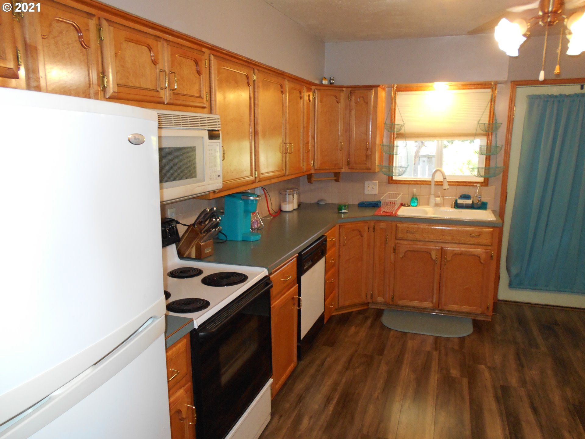 4370 Smith Way Springfield, OR 97478 - Photo 16 of 29