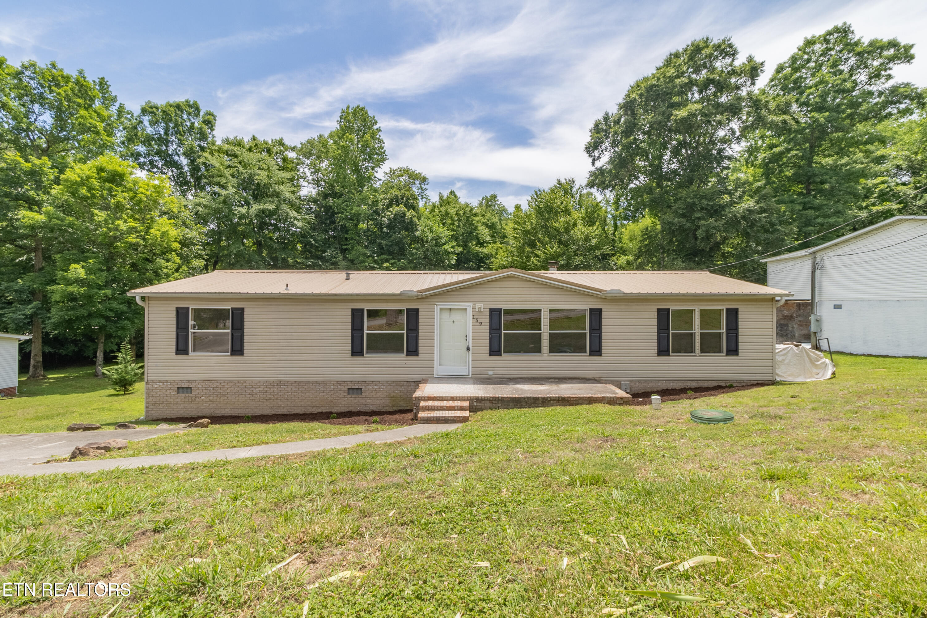 159 Cutters Lane Clinton, TN 37716 - Photo 1 of 34 _D5A8523-HDR