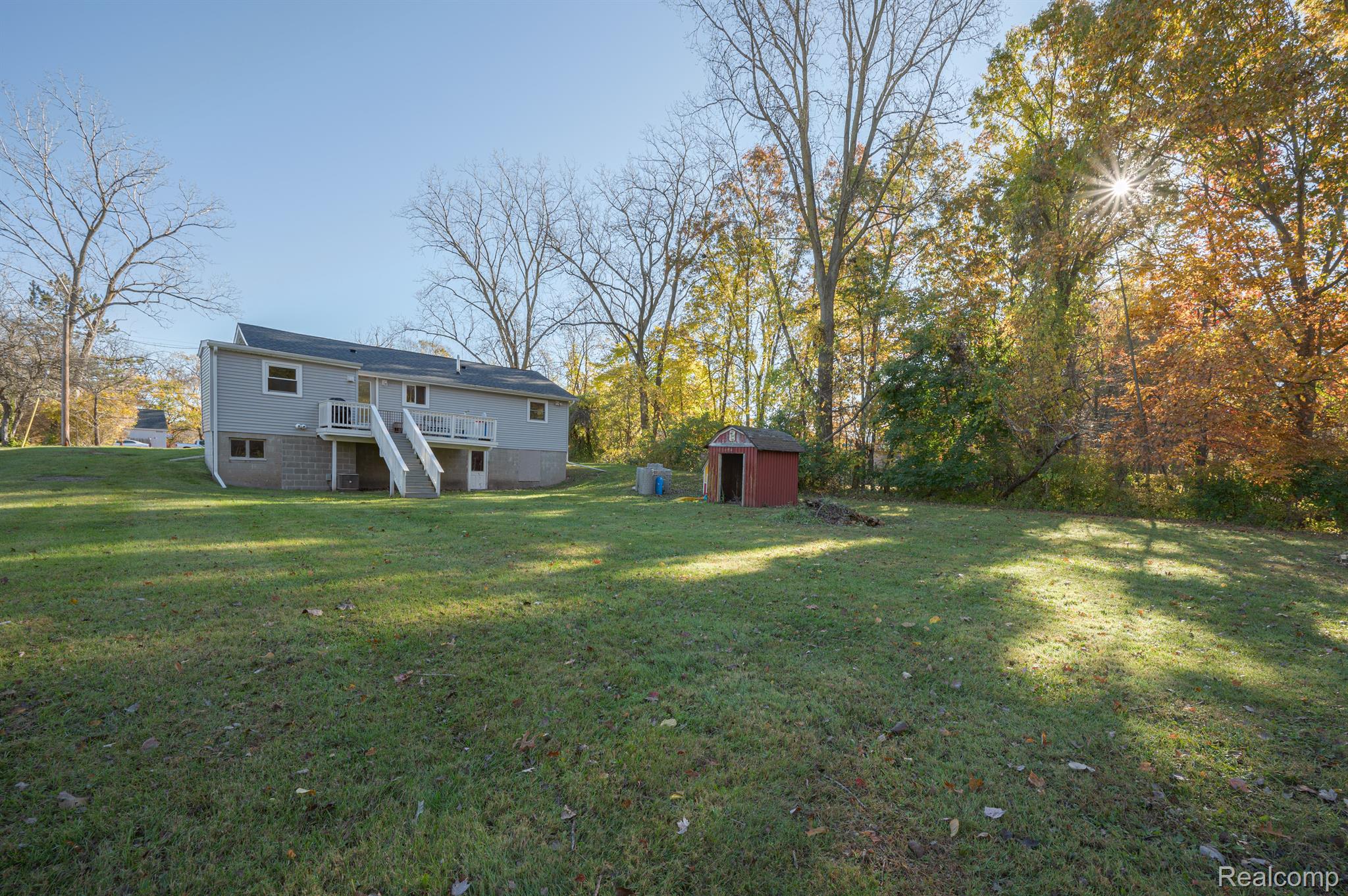 19810 Savage Road Belleville, MI 48111 - Photo 26 of 29 Gallery Image 26