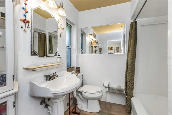 $839,000 | 109 Ponce De Leon Boulevard, Belleair, FL 33756