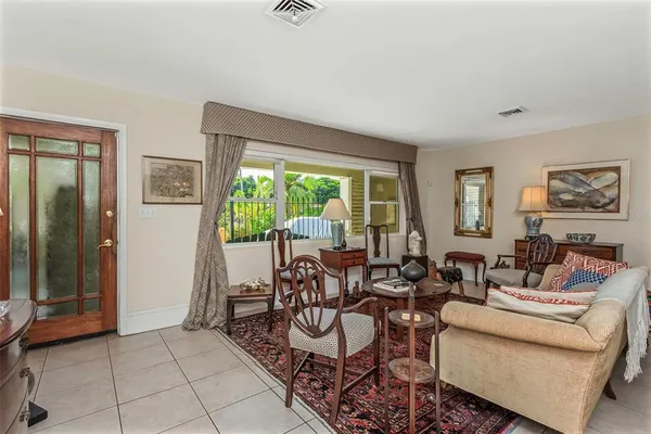 $839,000 | 109 Ponce De Leon Boulevard, Belleair, FL 33756
