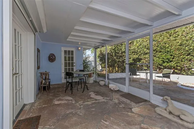 $947,000 | 109 Ponce De Leon Boulevard, Belleair, FL 33756