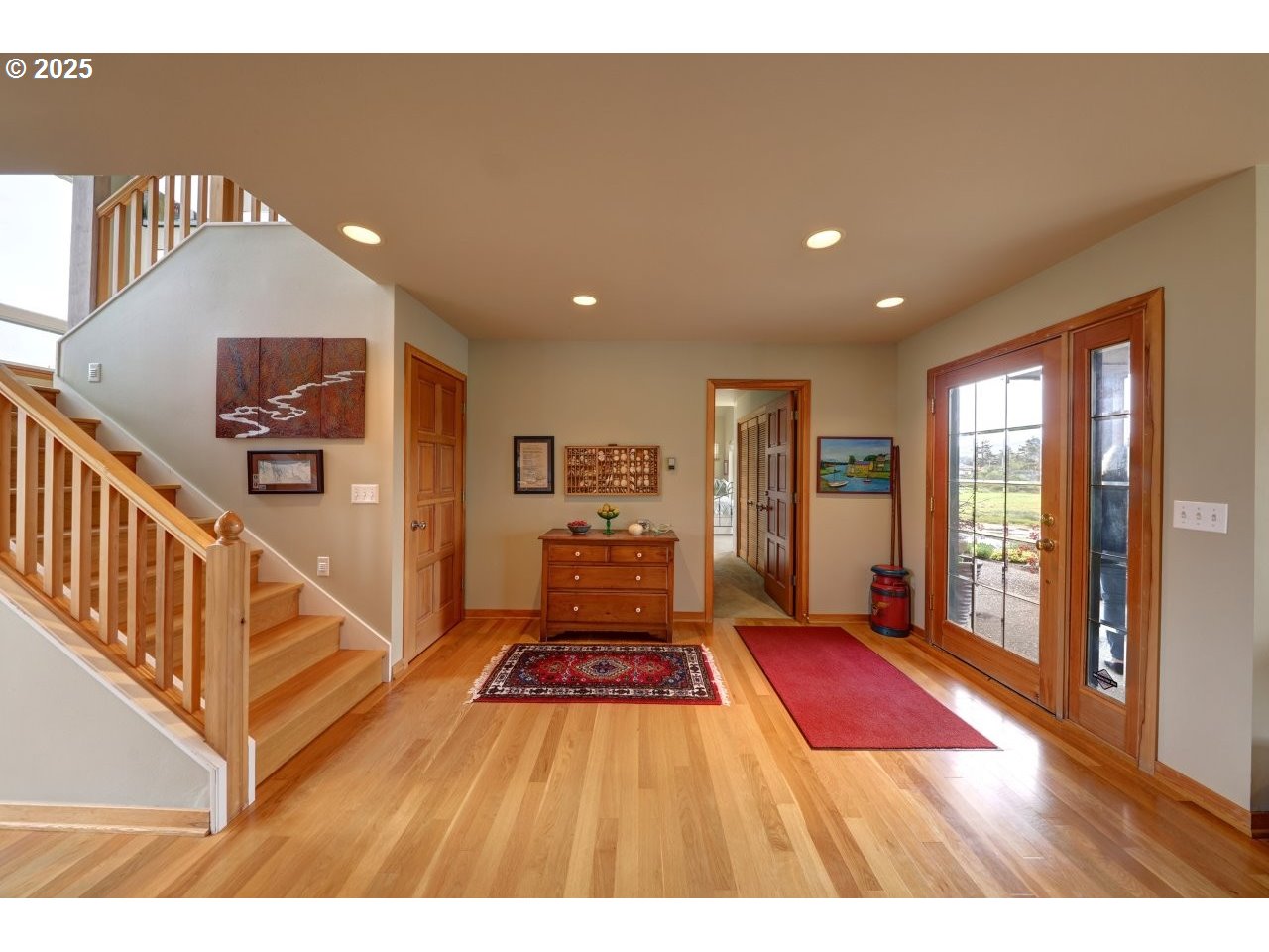 500 Farrell Court Seaside, OR 97138 - Photo 18 of 39 a very nice looking room with a large window