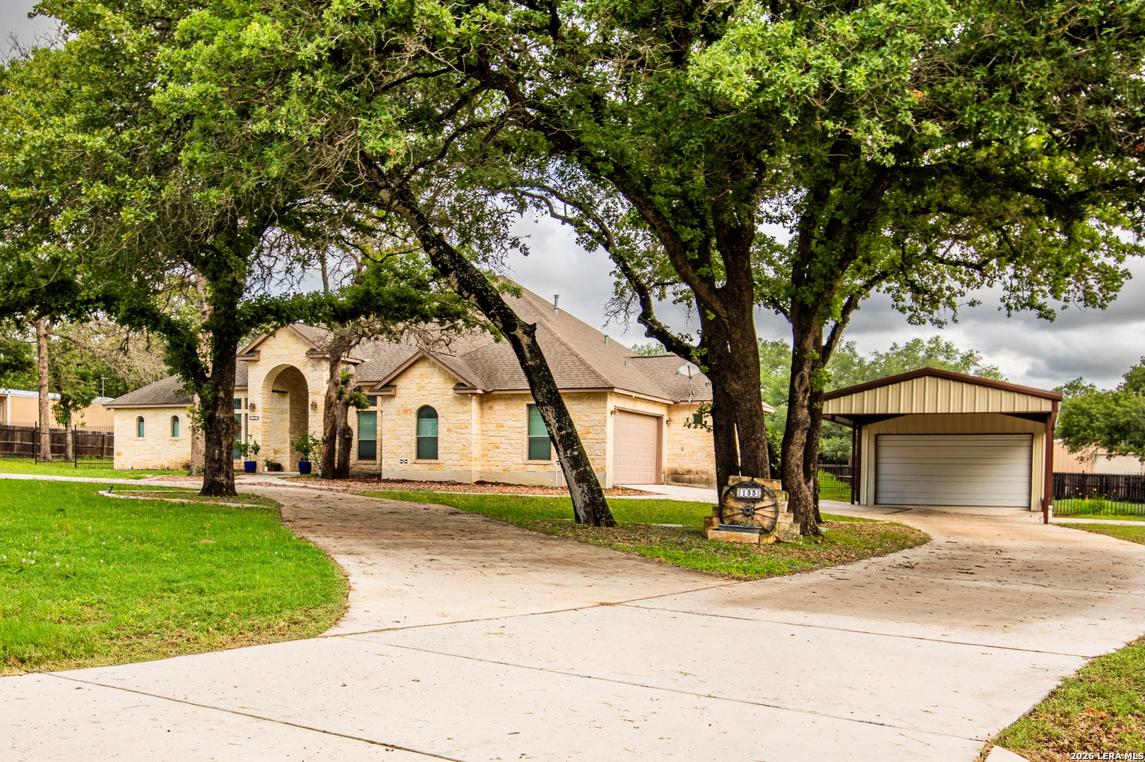 133 Copper Ridge Drive La Vernia, TX 78121 - Photo 5 of 36