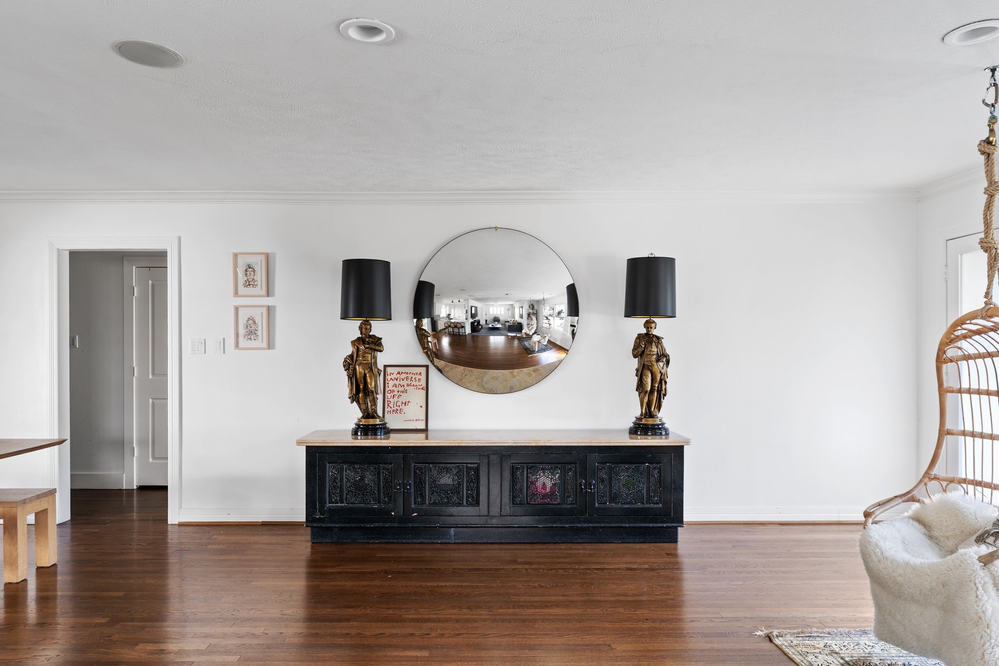 3914 Colquitt Street Houston, TX 77027 - Photo 2 of 36 Welcome home to an inviting front entry with refinished hardwoods that flow throughout the home.