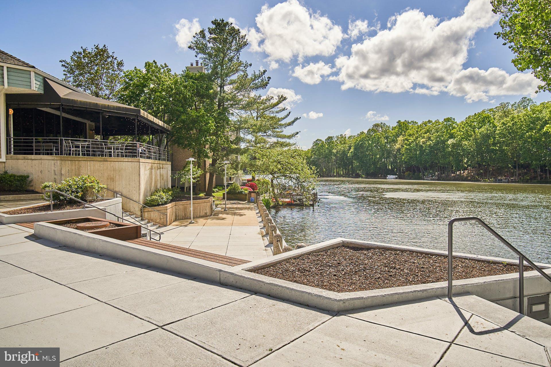 1944 Winterport Cluster Reston, VA 20191 - Photo 29 of 35 a view of a terrace with sitting area
