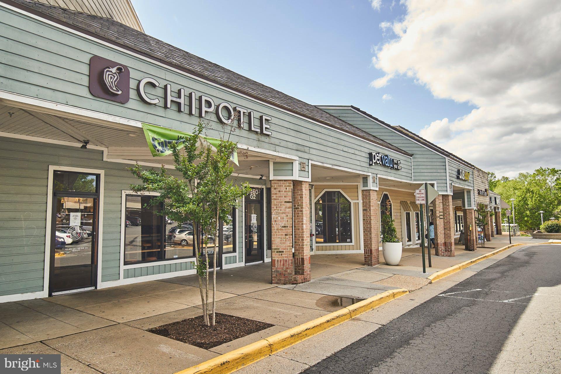 1944 Winterport Cluster Reston, VA 20191 - Photo 32 of 35 a view of a building with street