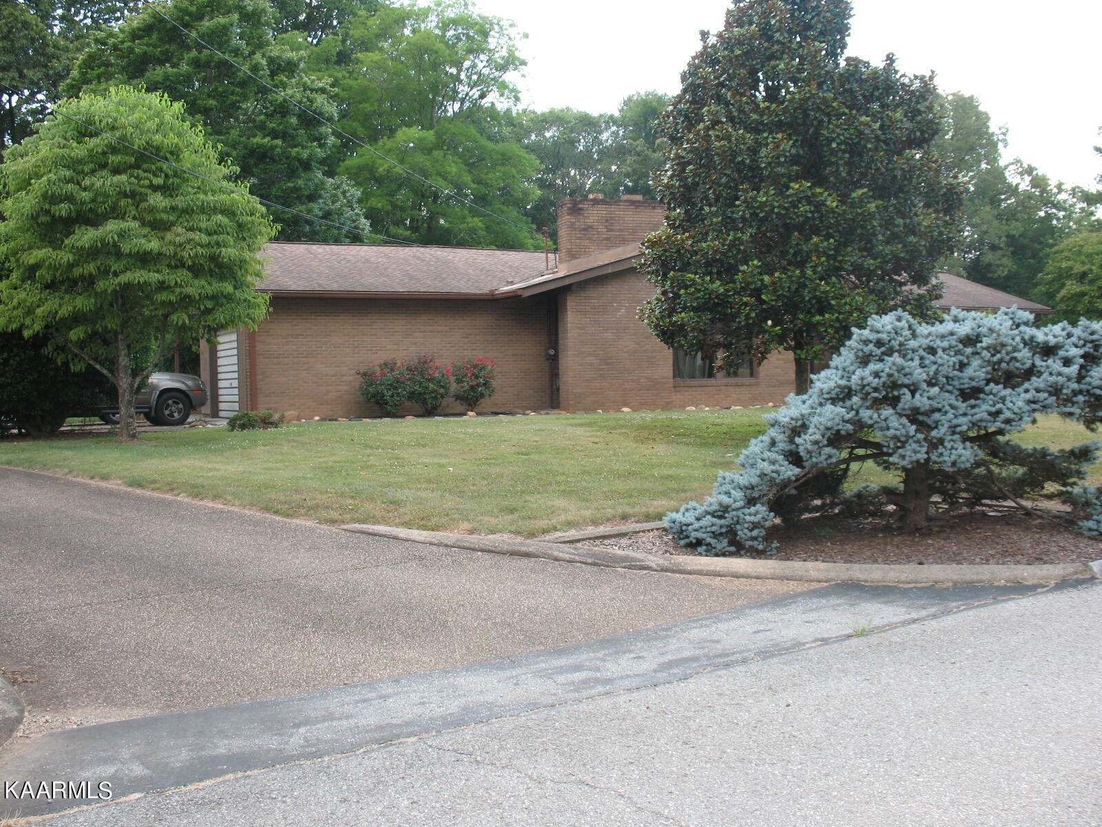 7004 Regency Road Knoxville, TN 37931 - Photo 3 of 10 Gallery Image 3