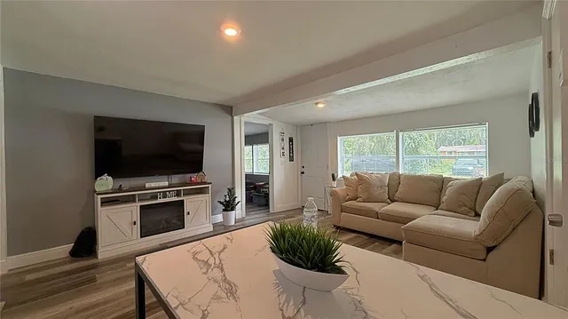 $287,990 | 1700 Evergreen Street, Kissimmee, FL 34746