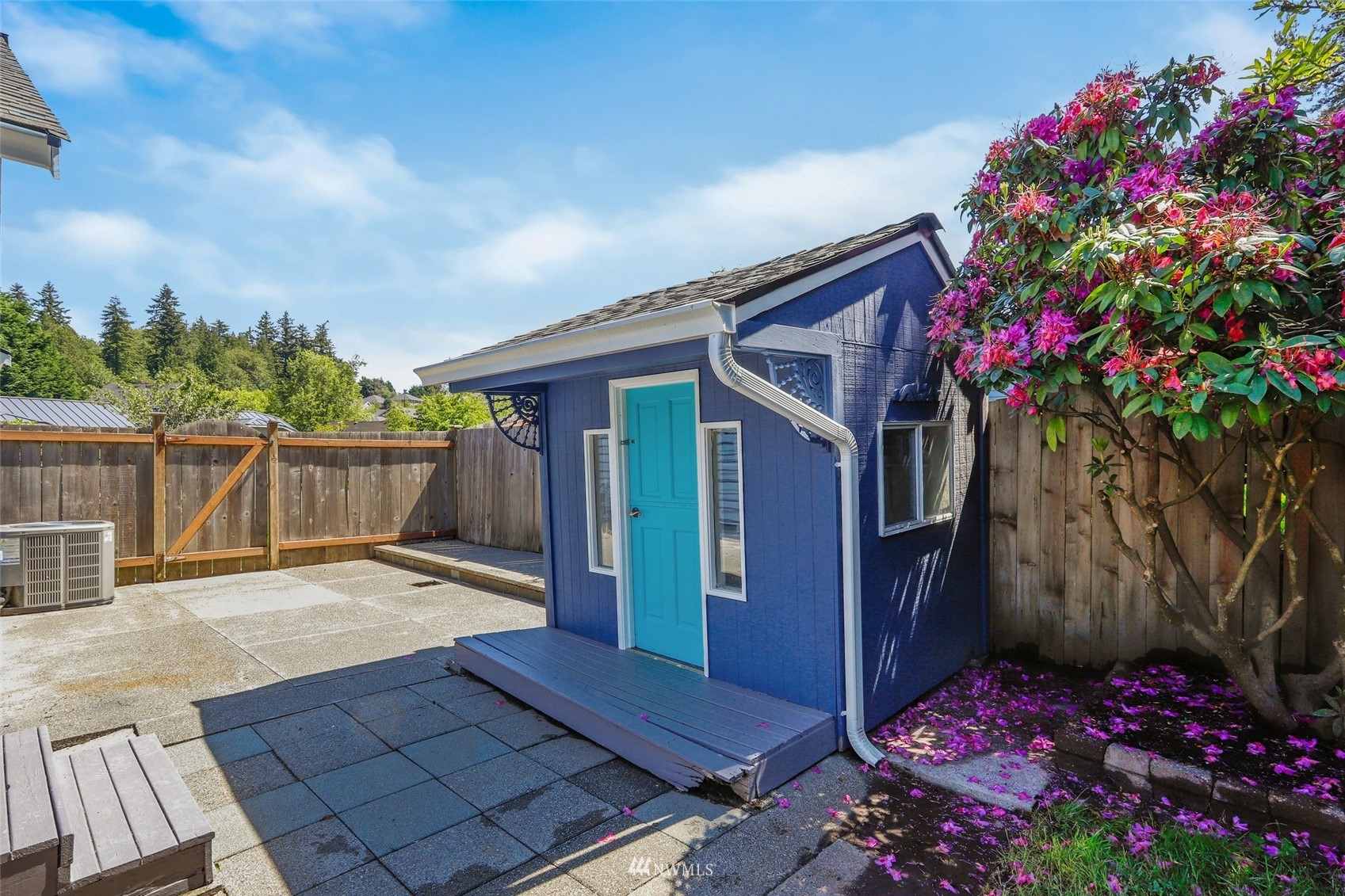1808 243rd Place Southeast Bothell, WA 98021 - Photo 28 of 32 a front view of a house
