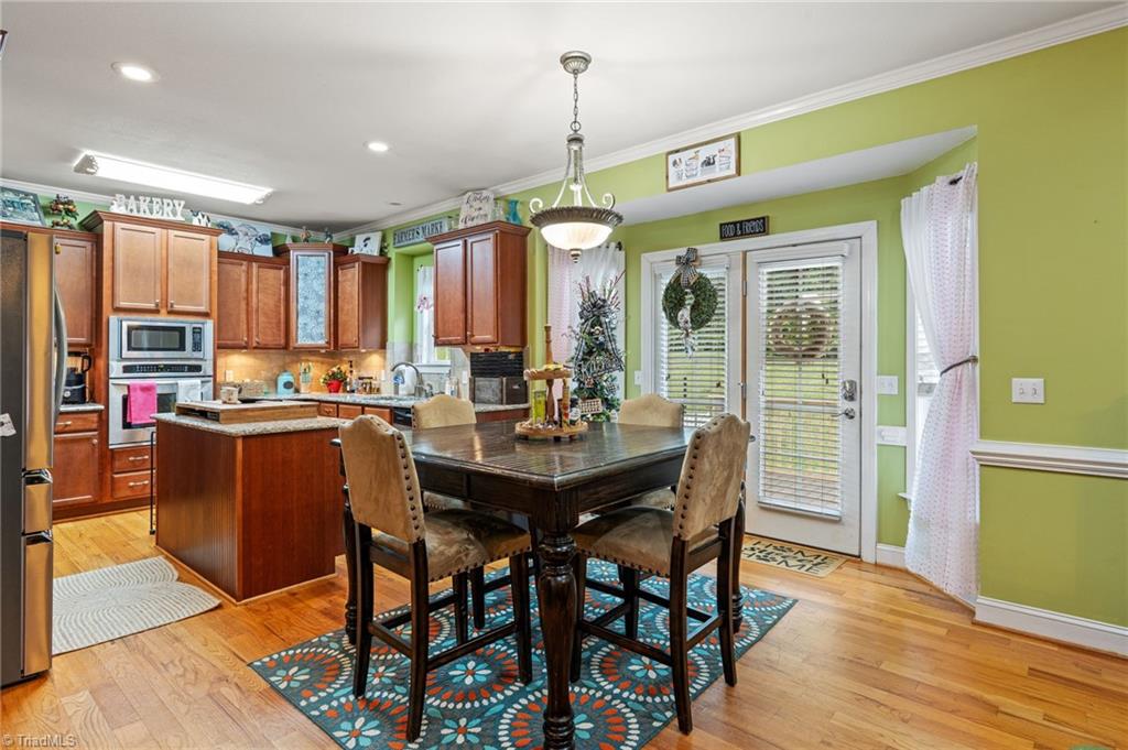 1812 Cadle Ford Road Mount Airy, NC 27030 - Photo 6 of 35 Gallery Image 6