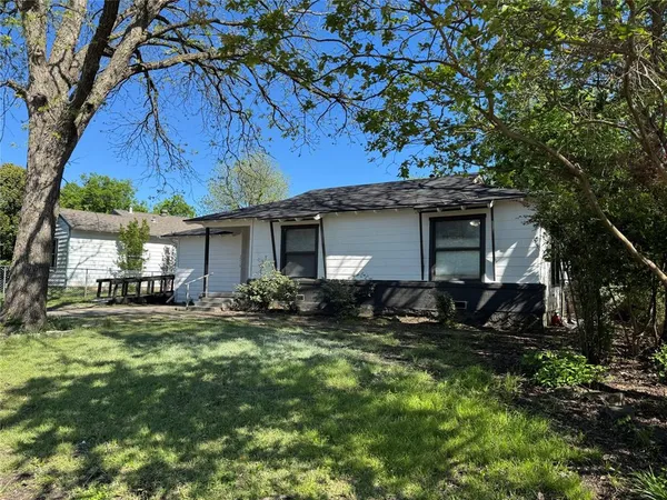 $1,950 | 2218 Farola Drive, Dallas, TX 75228