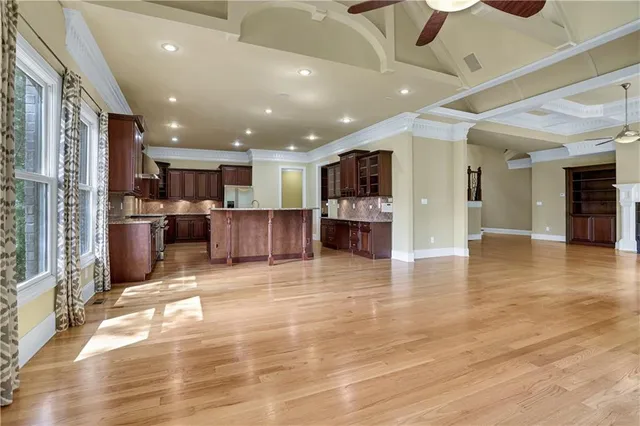 $6,500 | 6295 Windward Parkway, Unit 3, Alpharetta, GA 30005