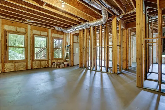 $6,500 | 6295 Windward Parkway, Unit 3, Alpharetta, GA 30005