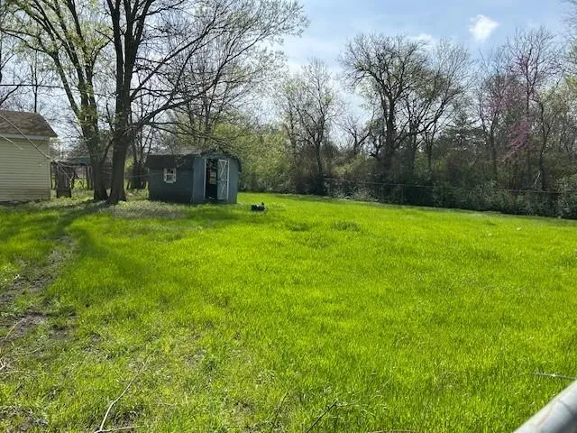 $75,000 | 507 West Locust Street, Whitewright, TX 75491